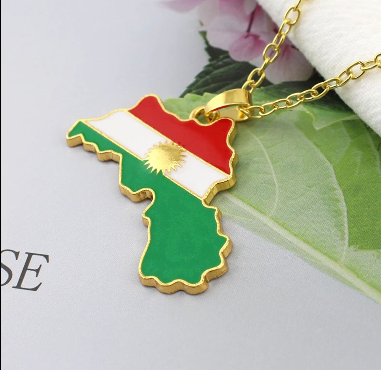 Kurdistan Kette (Flagge mit Farbe) - Akipa Merch
