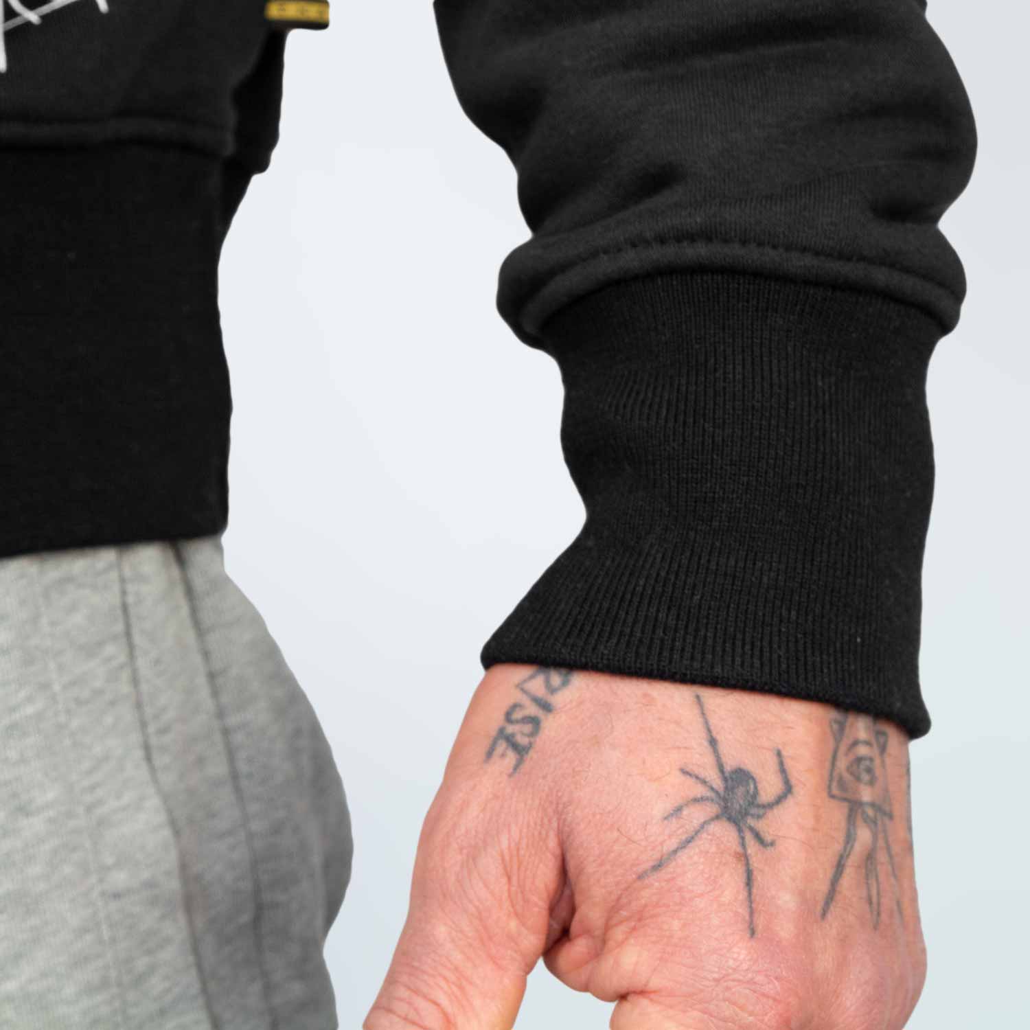 CIHAD AKIPA PULLOVER SCHWARZ - Akipa Merch